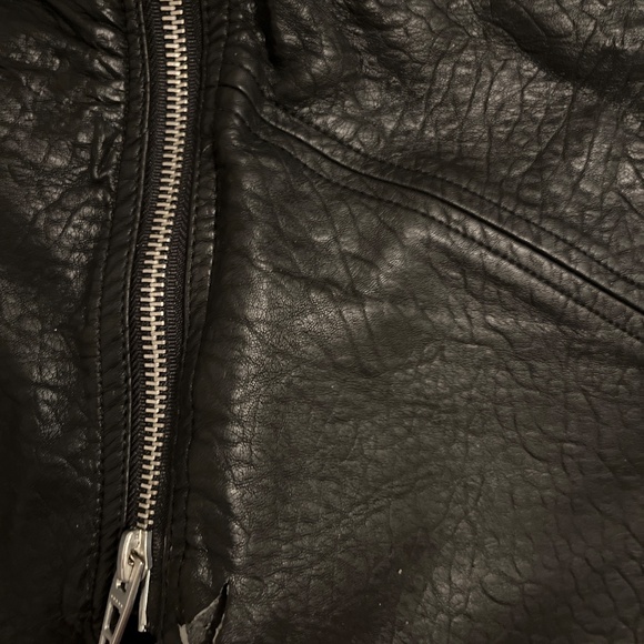 Blank NYC Sweet Talker Black Faux Vegan Leather Zipper Mini Skirt NWT - Picture 13 of 13